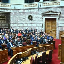 Στιγμιότυπο από συνεδρίαση της ΚΟ της ΝΔ