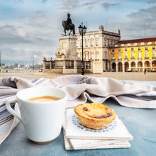Καφές και pastel de nata στη Λισαβώνα 