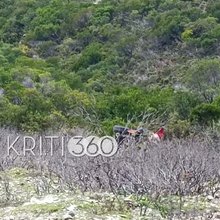 Το όχημα του οδηγού που έπεσε από γκρεμό