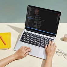 Σε λίγα χρόνια το «φτηνό λάπτοπ» κινδυνεύει να είναι ανάμνηση / SHUTTERSTOCK