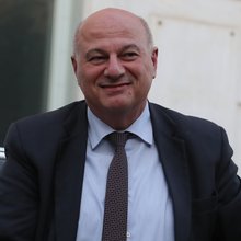 Κώστας Τσιάρας