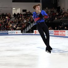 Όταν ο Iλια Μαλίνιν προσγειώθηκε επιτυχώς μετά το τετραπλό άξελ σε έναν σχετικά μικρό αγώνα στα βόρεια της Νέας Υόρκης το φθινόπωρο του 2022, δεν κατέρριψε απλώς ένα τεχνικό όριο / AP