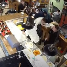 Σκηνές πανικού σε κατάστημα εστίασης στην Αλεξανδρούπολη από τον ανεμοστρόβιλο που χτύπησε το σημείο