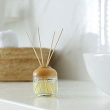 (D) Πώς να φτιάξετε ένα σπιτικό άρωμα για να μυρίζει το μπάνιο σαν σπα