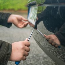 Το νέο κόλπο των κλεφτών με τις πινακίδες κυκλοφορίας που σαρώνει την Ευρώπη -Ποιοι οδηγοί κινδυνεύουν περισσότερο
