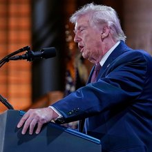 Ο πρόεδρος των ΗΠΑ Ντόναλντ Τραμπ χρησιμοποιεί συχνά τον όρο τρομοκρατία για διαδηλωτές, βανδαλισμούς και εγκληματικές πράξεις