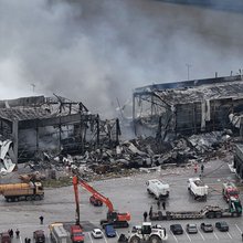 Το εργοστάσιο της Βιολάντα στα Τρίκαλα μετά τη φωτιά