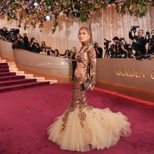 Η Τζένιφερ Λόπεζ στην τελετή απονομής των Χρυσών Σφαιρών τον Ιανουάριο του 2026 