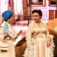 Ελένη Καρακάση, Χριστίνα Αλεξανιάν