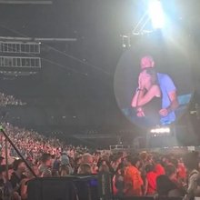 kiss-cam που εξελίχθηκε σε εταιρικό σκάνδαλο