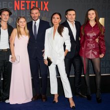 Viral βίντεο με την σνομπ Νίκολα Πελτζ σε φωτογράφιση με τους Μπέκαμ