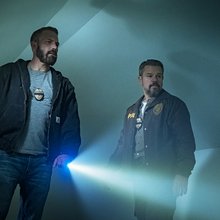 Μπεν Άφλεκ και Ματ Ντέιμον στην ταινία «The Rip» του Netflix
