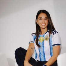 Σύζυγος Μέσι, Αντονέλα