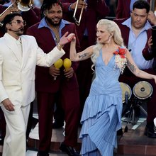 Bad Bunny και Lady Gaga στη σκηνή του Super Bowl 