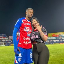 πρόταση γάμου γήπεδο