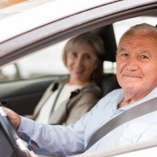 Ηλικιωμένος οδηγός 