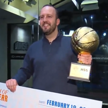 Ποιος είναι ο Γεράσιμος Κόκκινος που βραβεύτηκε από το ΝΒΑ και τους Νικς