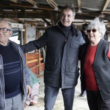 Ο πρωθυπουργός Κυριάκος Μητσοτάκης με την Κυρά του Δέλτα και το σύζυγό της