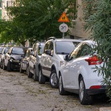 Παρκαρισμένα αυτοκίνητα 