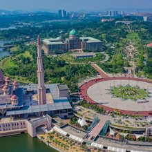 Η μεγαλύτερη πλατεία στον κόσμο βρίσκεται στη Μαλαισία 