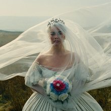  Μάργκο Ρόμπι νυφη