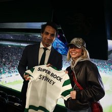 H Σίντνεϊ Σουίνι πήγε και είδε αγώνα της Σπορτινγκ Λισαβόνας