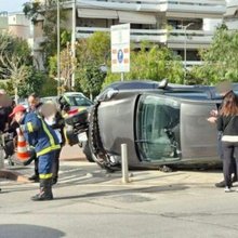 Tροχαίo στη Γλυφάδα 