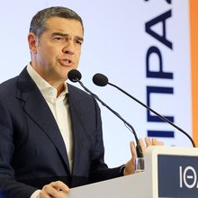 Ο Αλέξης Τσίπρας στην παρουσίαση βιβλίου στην Ιθάκη