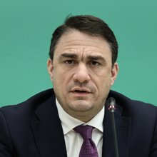O Κώστας Τσουκαλάς