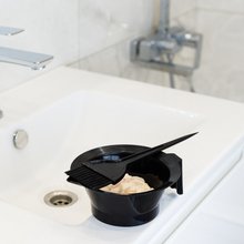 Βαφή μαλλιών