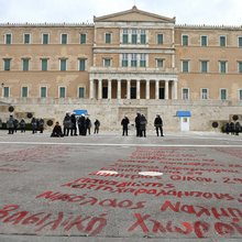 Μνημείο για τα Τέμπη