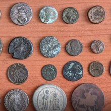  Κατασχέθηκαν αρχαία νομίσματα