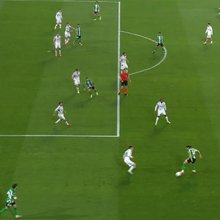 Η επίμαχη φάση λίγο πριν το 2-0 της Μπέτις 