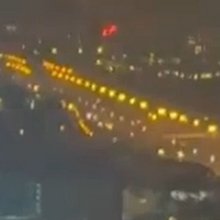 Ντουμπάι: Φωτιά στο λιμάνι από συντρίμμια ιρανικού πυραύλου που αναχαιτίστηκε 