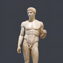 Το άγαλμα του Δορυφόρου. Ρωμαϊκό μαρμάρινο αντίγραφο του κλασικού ελληνικού αγάλματος 