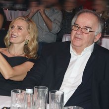 Η Έμυ Λιβανίου σε βραδινή έξοδο με τον σύντροφό της, Πέτρο Παππά