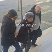 Η  η 77χρονη συνελήφθη το Σάββατο, μετά τον θάνατο του 82χρονου συζύγου της