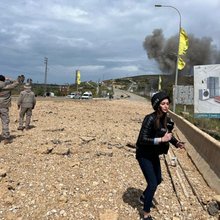 Η στιγμή της έκρηξης πίσω από το συνεργείο της ΕΡΤ