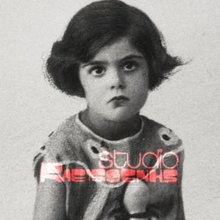 Η Μελίνα Μερκούρη σε φωτογραφία από την παιδική της ηλικία