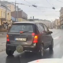 Οδηγός τοποθέτησε νάρκη στο αυτοκίνητό του.