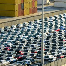 Καινούργια αυτοκίνητα σε ευρωπαϊκό τελωνείο 