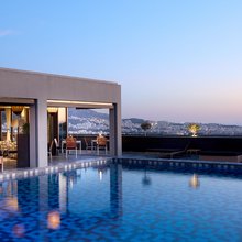 Penthouse 21, President Hotel