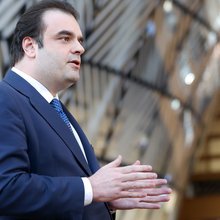 Πιερρακάκης μετά το Eurogroup: Η ΕΕ μπορεί να απορροφήσει προσωρινά το σοκ -Να είμαστε προετοιμασμένοι για παρατεταμένη αστάθεια