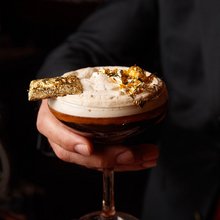 Η πανάκριβη σοκολάτα-κοκτέιλ Versailles Velour