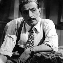 Βασίλης Λογοθετίδης