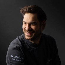 Ο pastry chef Θανάσης Τσαγκλιώτης
