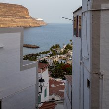 αστυπαλαια θεα απο σοκακι