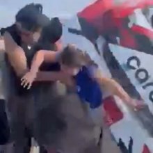 Οδηγός ράλι έχασε τον έλεγχο, το πλήθος ούρλιαζε -Ένας νεκρός