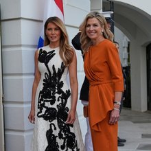 Η Μελάνια Τραμπ υποδέχτηκε στον Λευκό Οίκο τη βασίλισσα Μαξίμα