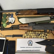 Ο βαρύς οπλισμός που εντοπίστηκε σε έρευνες στο Αίγιο